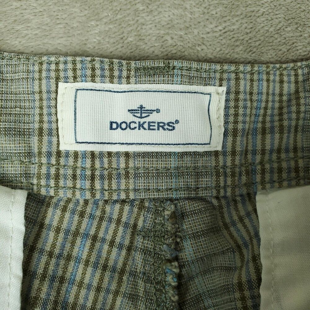 Dockers Cargo Shorts Mens 33 Beige Plaid 100% Cotton Loose Fit Summer Casual - Picture 3 of 9